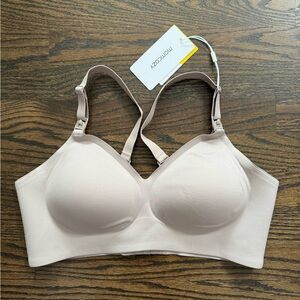 NWT Momcozy Nursing Bra